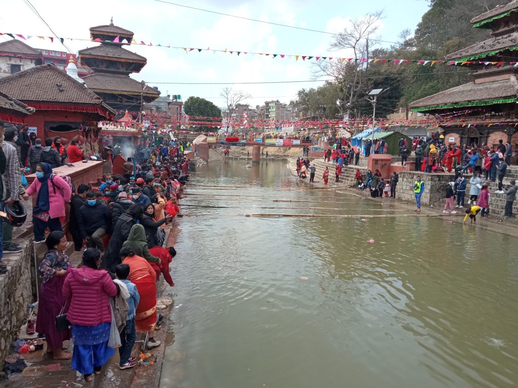 पनौतीको १२ बर्षे मकर मेलाको आज अन्तिम दिन, रातीदेखि नै भक्तजनको भिड