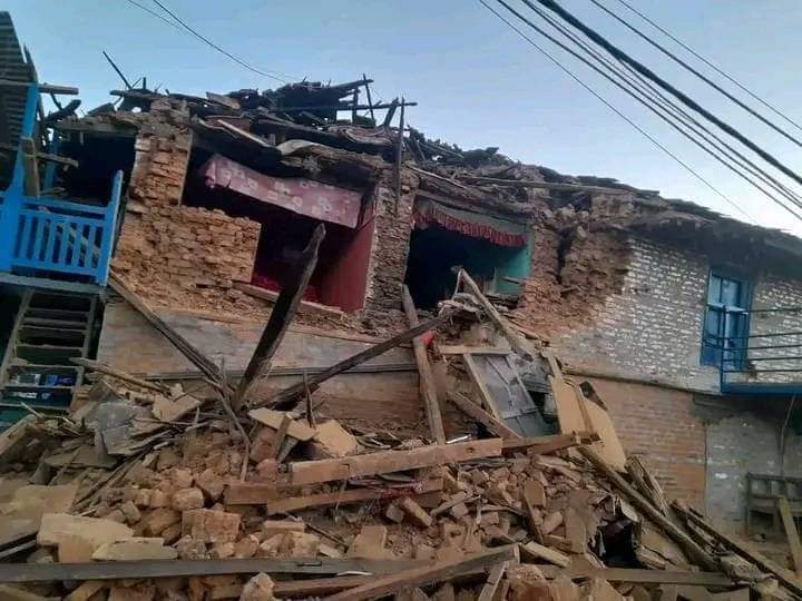 जाजरकोटमा शक्तिशाली भुकम्प: ठुलो मानवीय र भौतिक क्षती