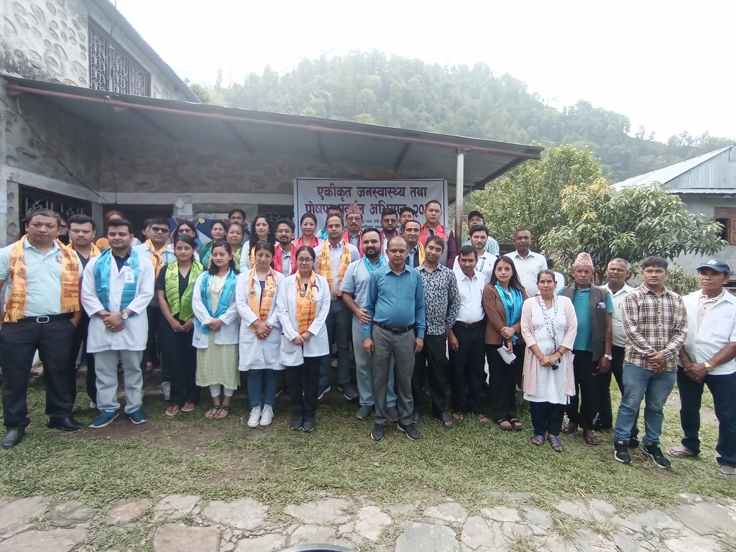 खानीखोलामा बृहत स्वास्थ्य शिविर, गाउँघरमा नै विशेषज्ञ सेवा पाउँदा स्थानीय खुशी